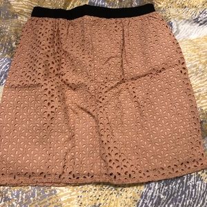 The Loft skirt with zipper in back